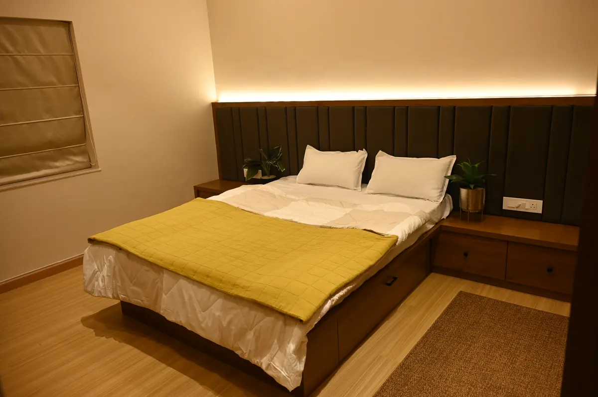 Studio Apartment